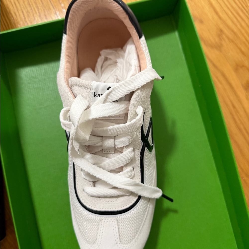 Kate Spade Brigitte Runner Black and White Sneakers - New in Box - Picture 8 of 9